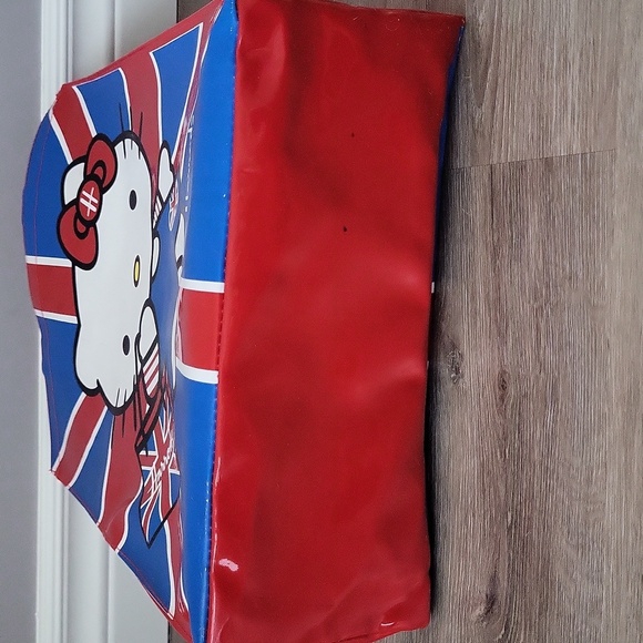 Hello Kitty x Harrods Union Jack Tote Bag - Picture 10 of 16